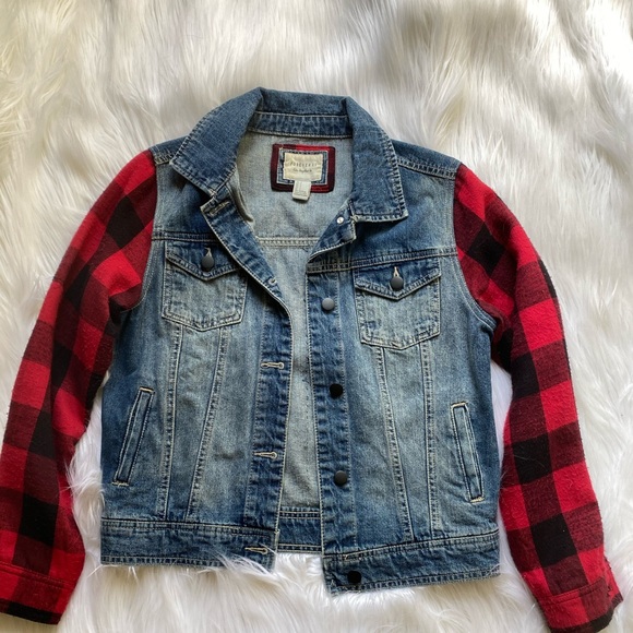Forever21 Plaid Sleeved Denim Jacket - Picture 7 of 7